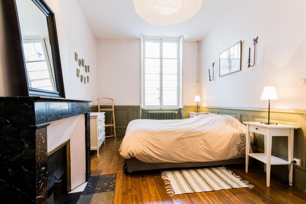 Ferienwohnung Le Pasteur Dijon Zimmer foto